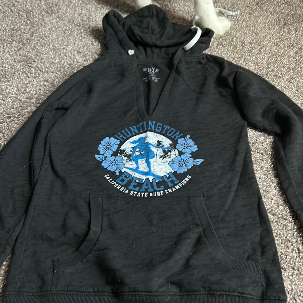 Black California sweatshirt